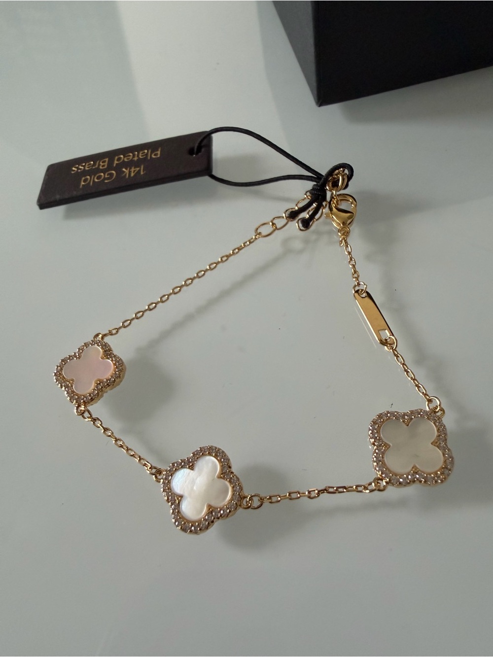 Clover mother of pearl inlay gold Bracelet